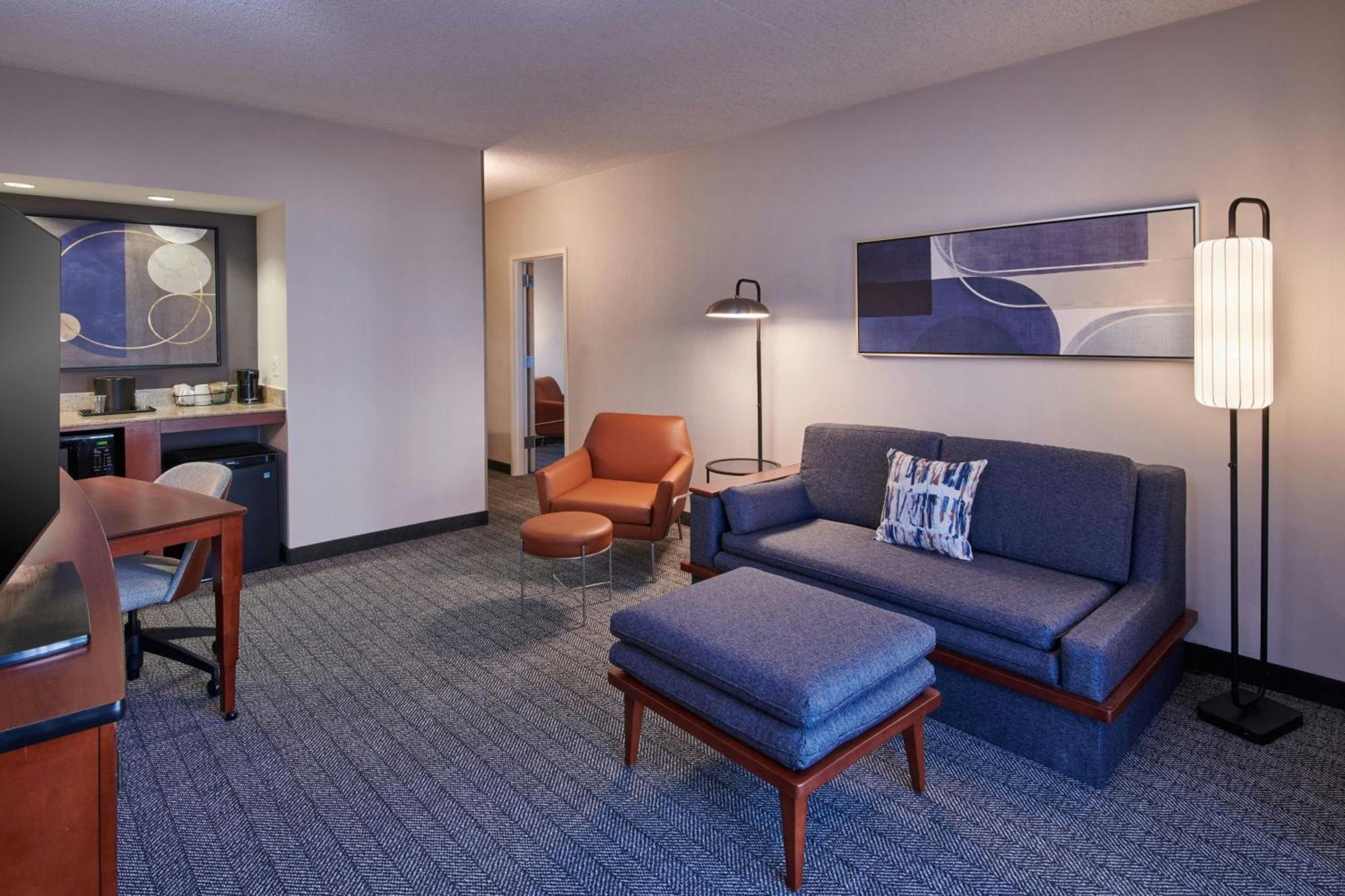 Courtyard Detroit Metro Airport Romulus Hotel Ngoại thất bức ảnh